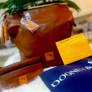 Dooney & Bourke McKenzie hobo handbag